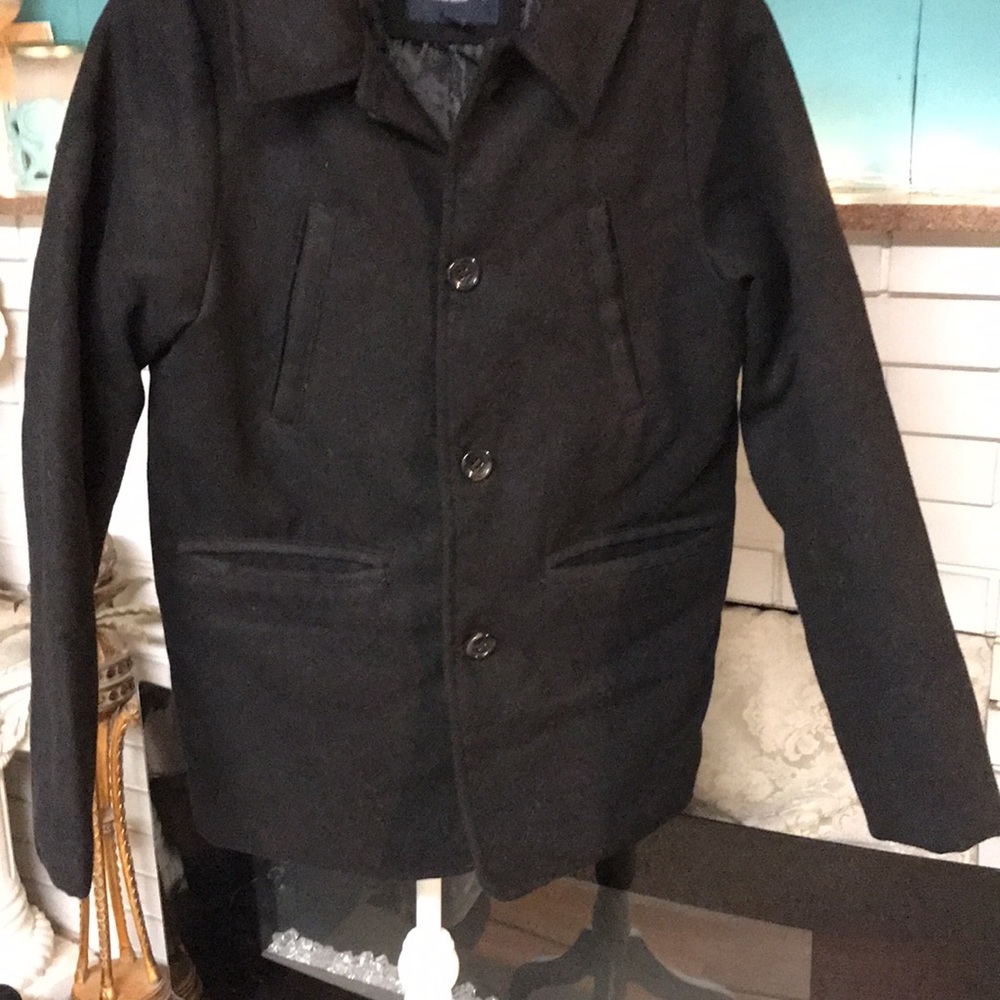 Boys Size 14/16 black London Fog coat.